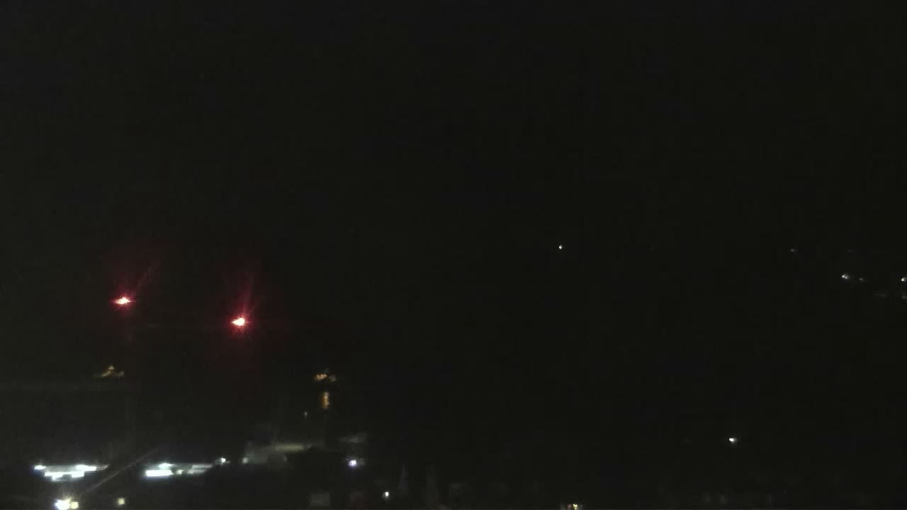 Archiv Foto Webcam Helgoland: Blick auf die Ladungsbrücke