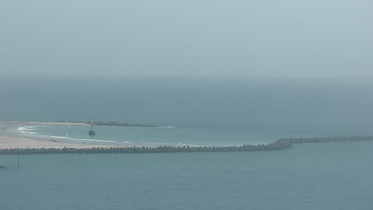 Archiv Foto Webcam Helgoland: Blick auf die Ladungsbrücke