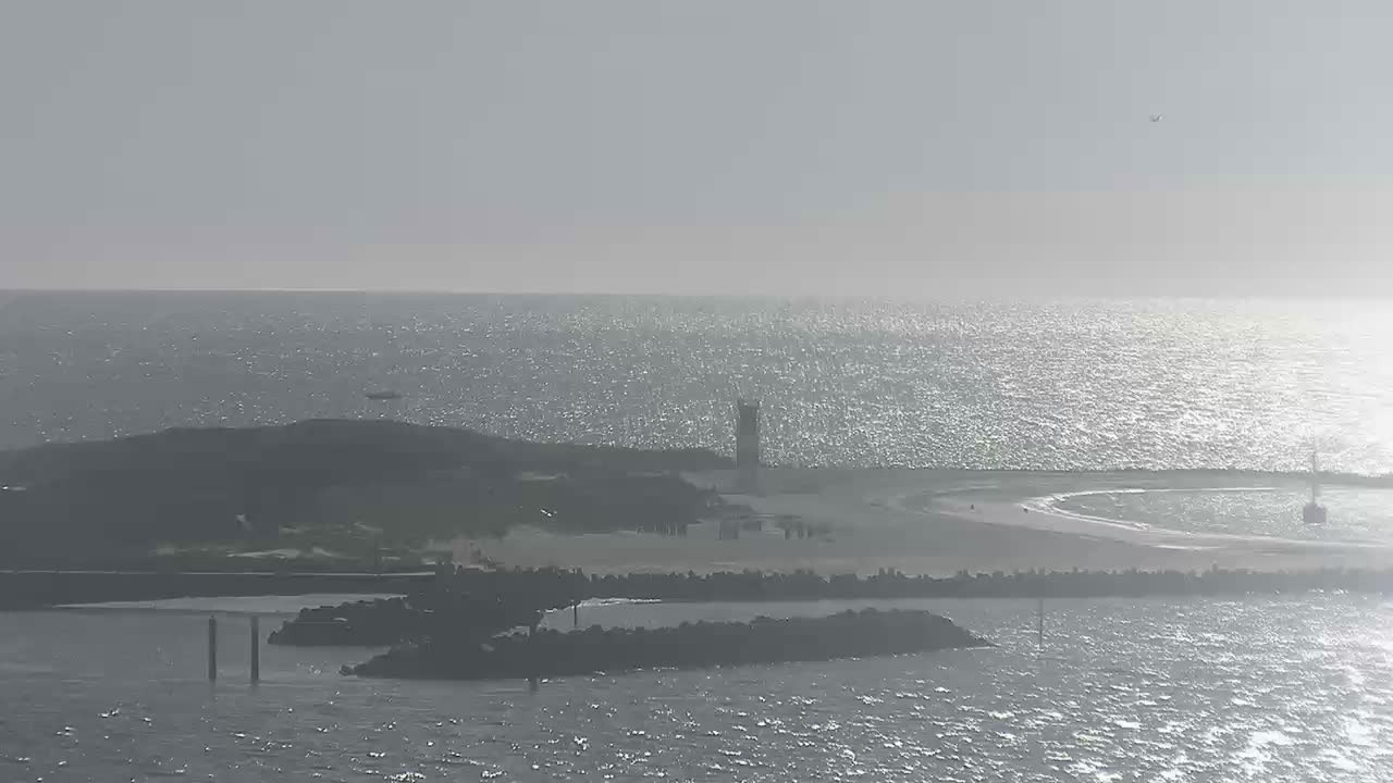 Archiv Foto Webcam Helgoland: Blick auf die Ladungsbrücke