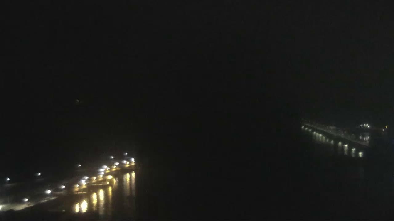 Archiv Foto Webcam Helgoland: Blick auf die Ladungsbrücke