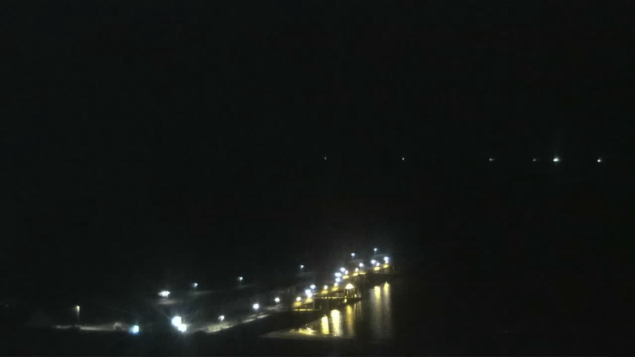 Archiv Foto Webcam Helgoland: Blick auf die Ladungsbrücke