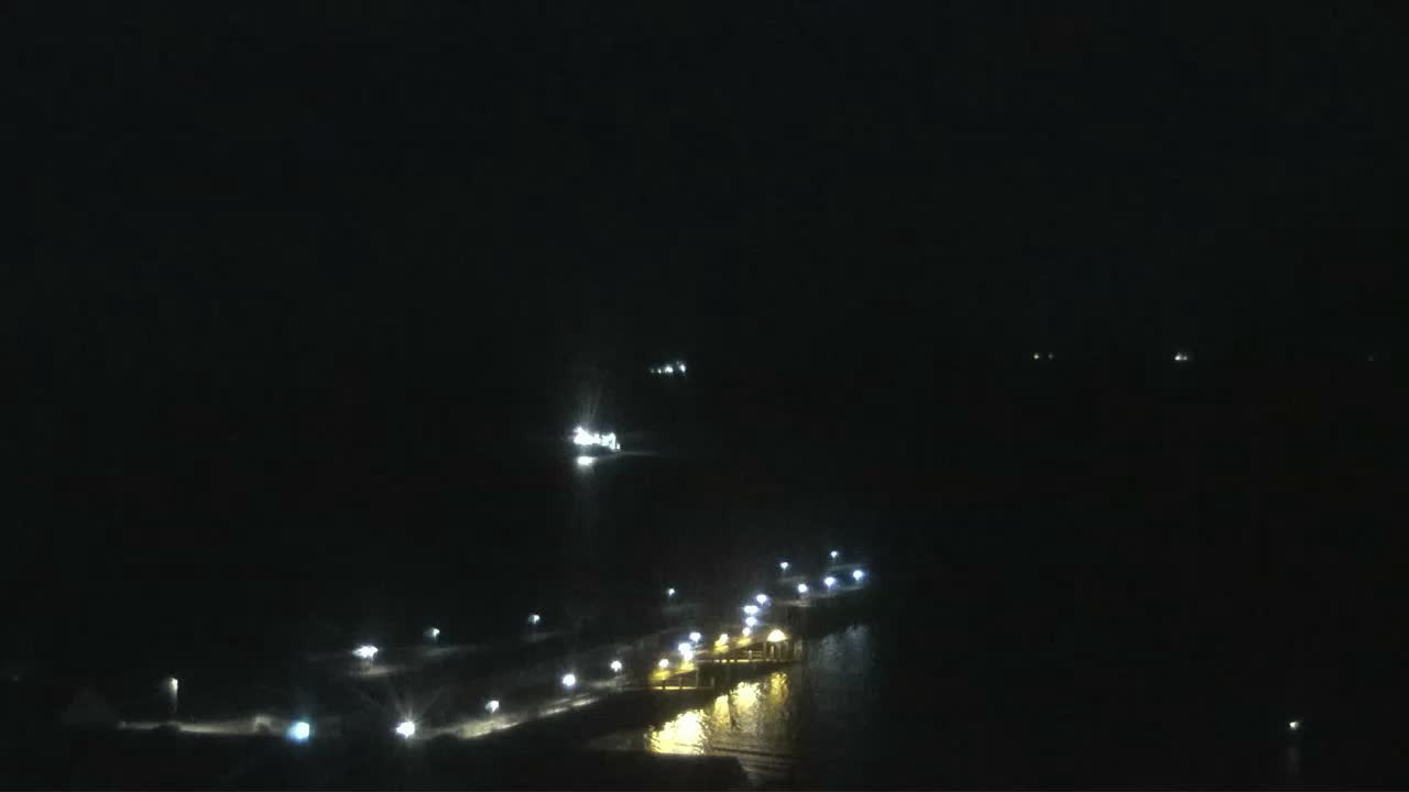 Archiv Foto Webcam Helgoland: Blick auf die Ladungsbrücke