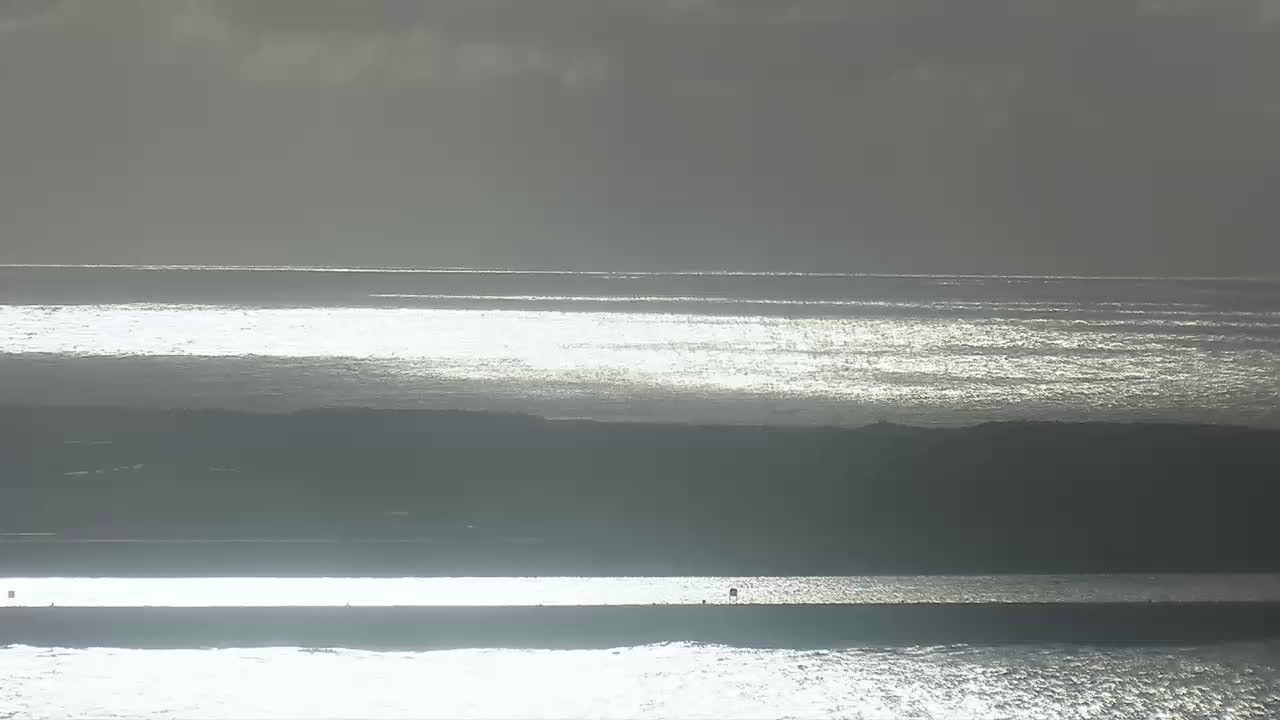 Archiv Foto Webcam Helgoland: Blick auf die Ladungsbrücke