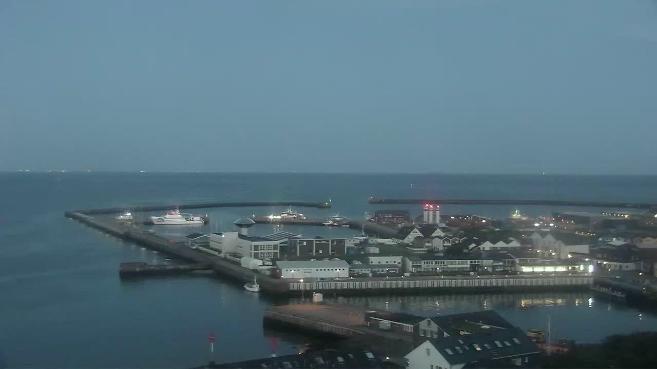 Archiv Foto Webcam Helgoland: Blick auf die Ladungsbrücke