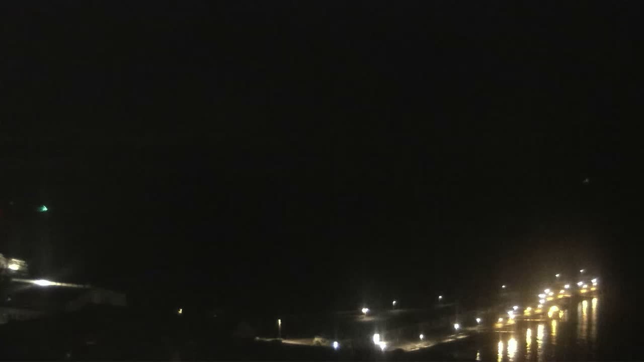 Archiv Foto Webcam Helgoland: Blick auf die Ladungsbrücke
