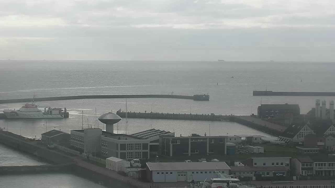 Archiv Foto Webcam Helgoland: Blick auf die Ladungsbrücke