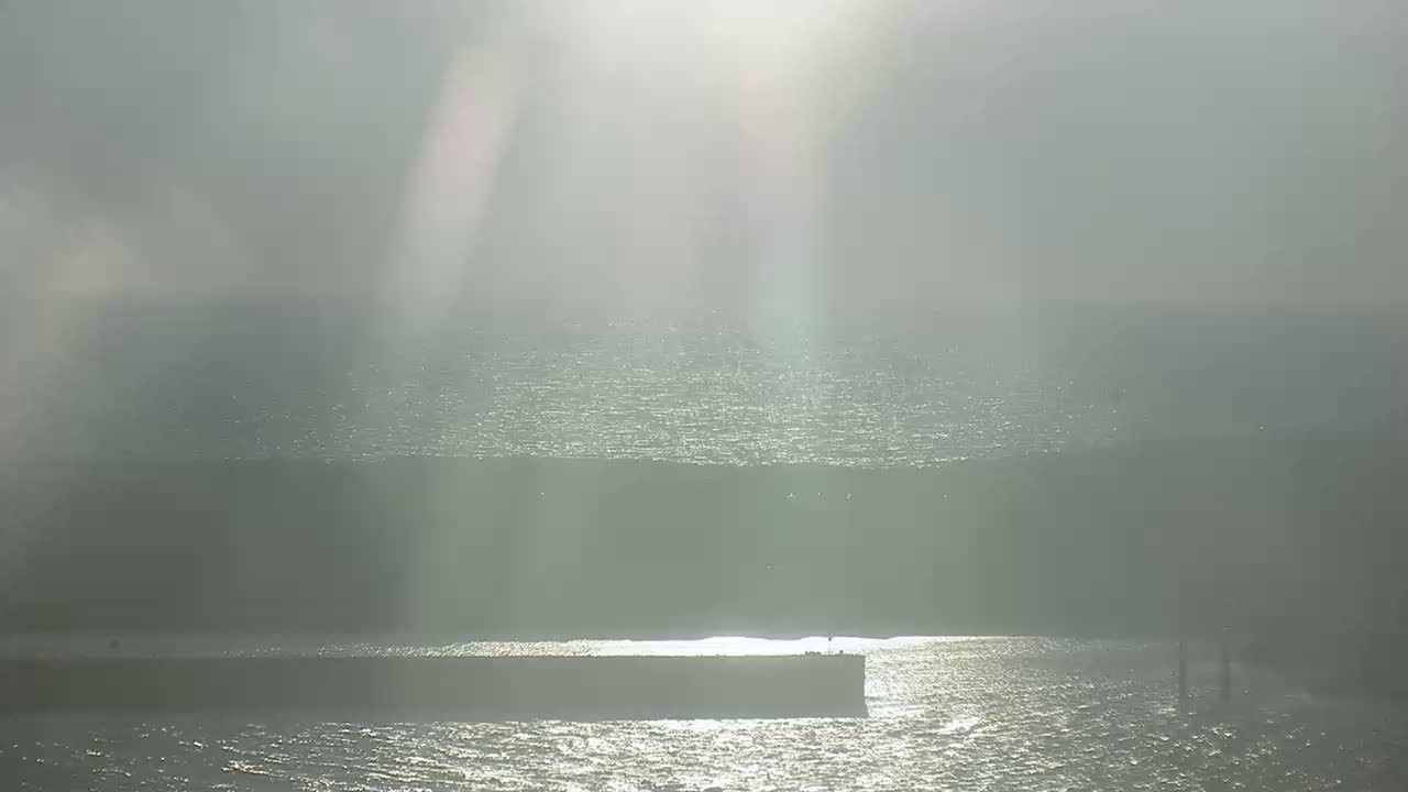 Archiv Foto Webcam Helgoland: Blick auf die Ladungsbrücke
