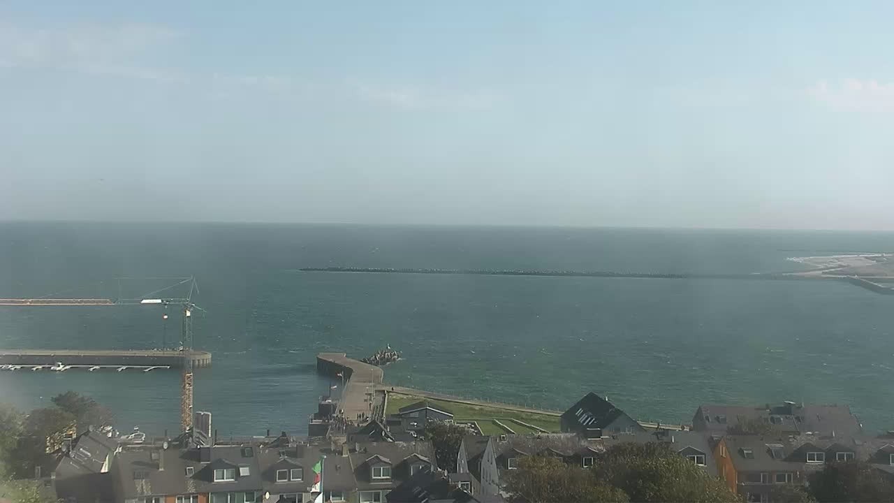Archiv Foto Webcam Helgoland: Blick auf die Ladungsbrücke
