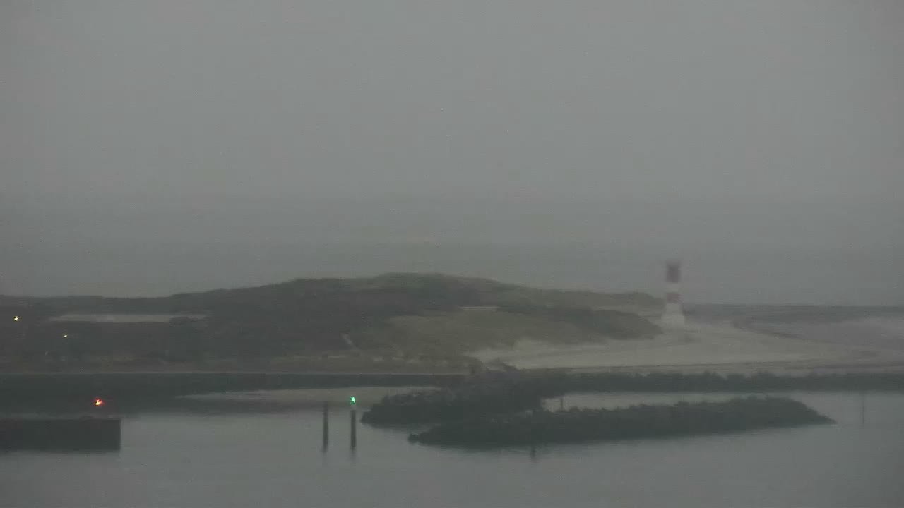 Archiv Foto Webcam Helgoland: Blick auf die Ladungsbrücke