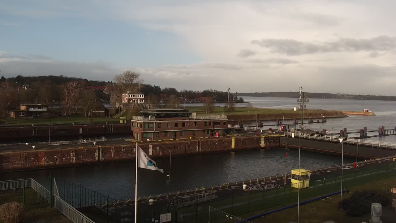 Archiv Foto Webcam Kiel: An den Schleusen