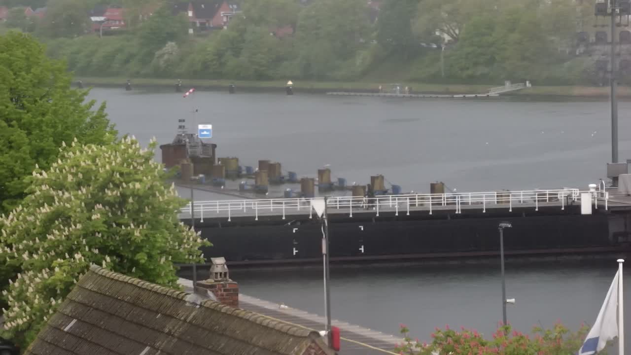Archiv Foto Webcam Kiel: An den Schleusen