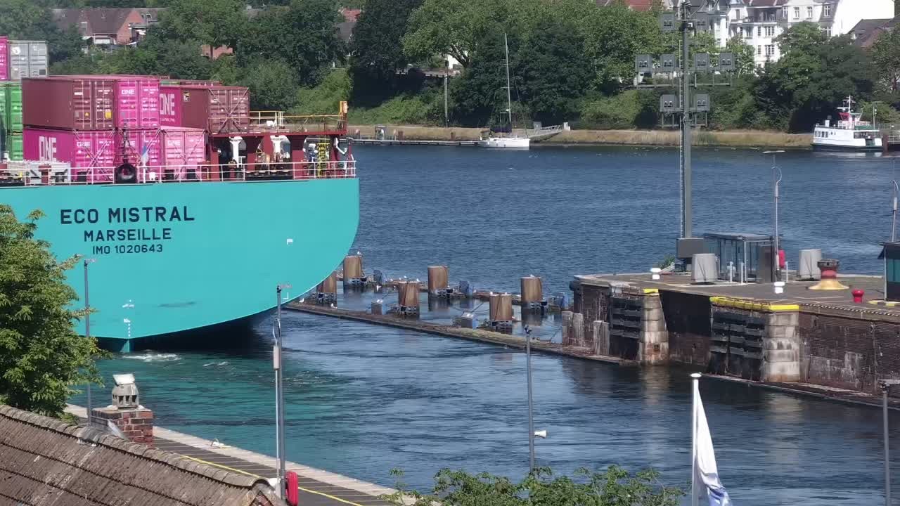 Archiv Foto Webcam Kiel: An den Schleusen