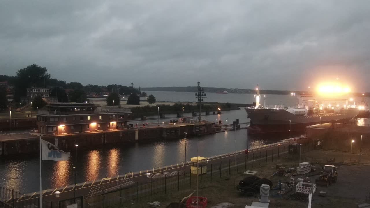 Archived image Webcam Kiel: At the locks