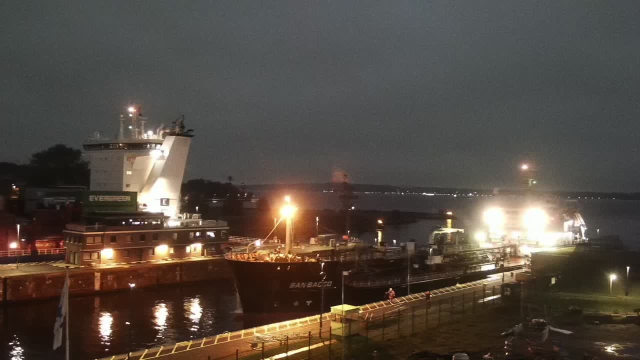 Archiv Foto Webcam Kiel: An den Schleusen