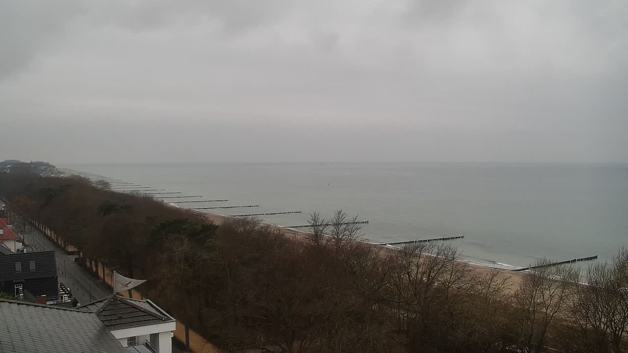 Archived image Webcam Kühlungsborn: View from the Upstalsboom Hotel Residence