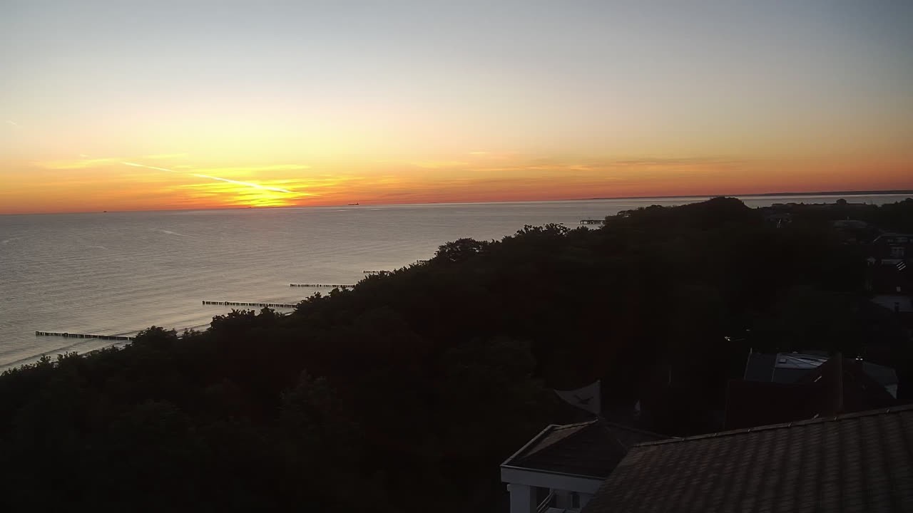 Archived image Webcam Kühlungsborn: View from the Upstalsboom Hotel Residence