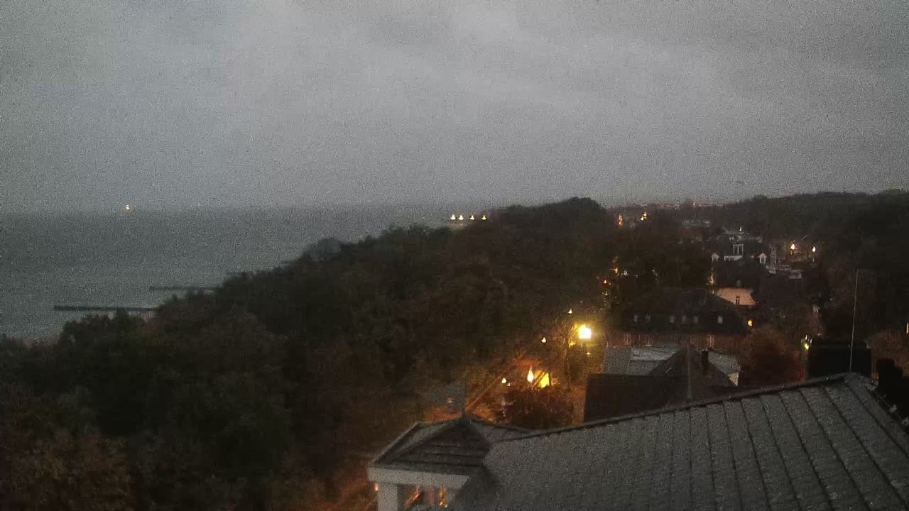 Archiv Foto Webcam Kühlungsborn: Blick von der Upstalsboom Hotelresidenz
