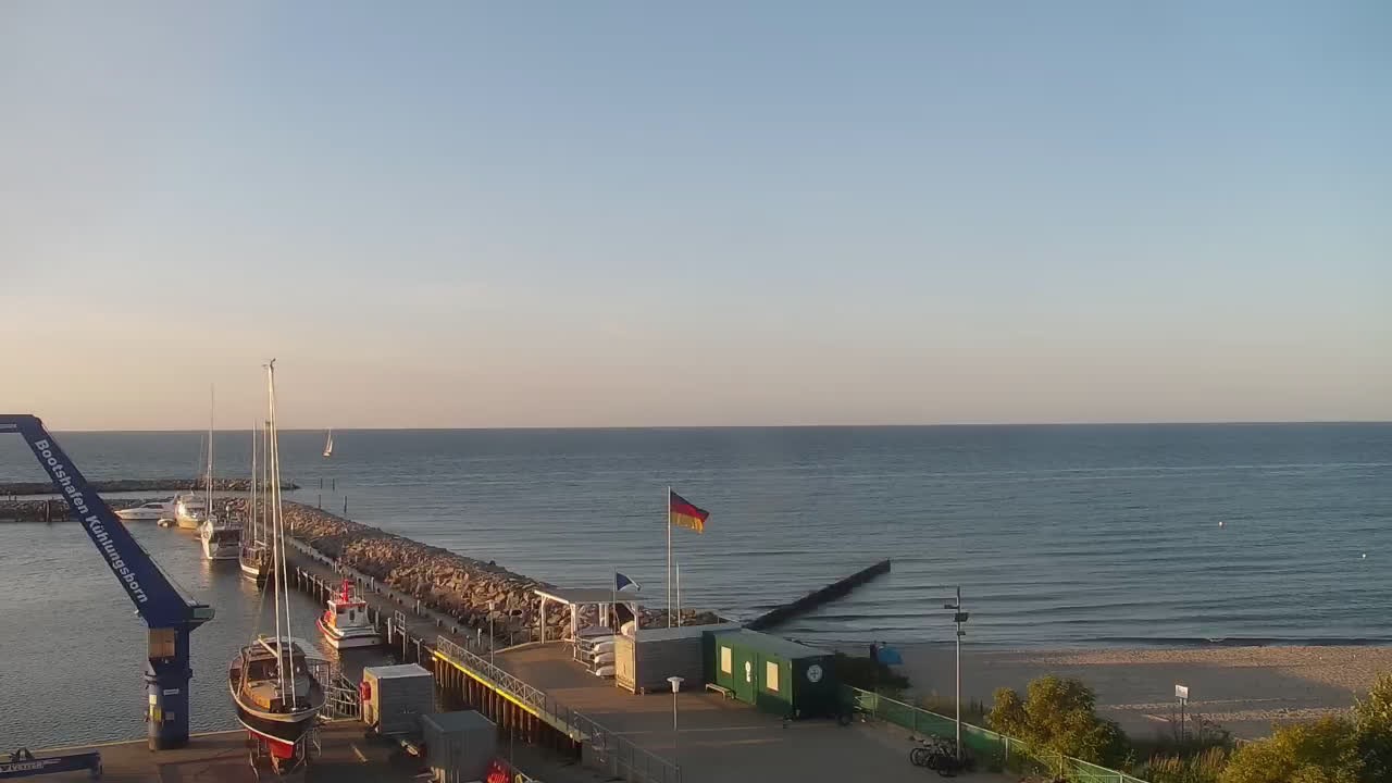 Archived image Webcam Kühlungsborn at the boat harbour