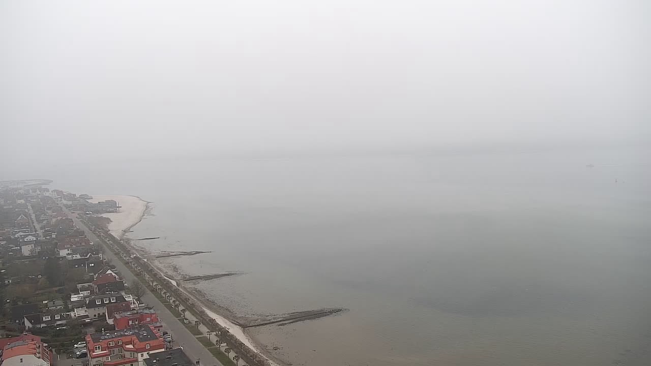 Archiv Foto Webcam Laboe: Blick auf das Museumsschiff