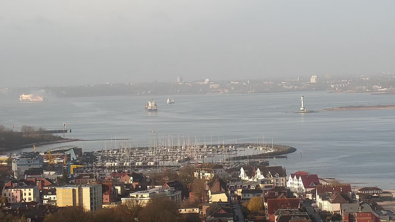Archiv Foto Webcam Laboe: Blick auf das Museumsschiff