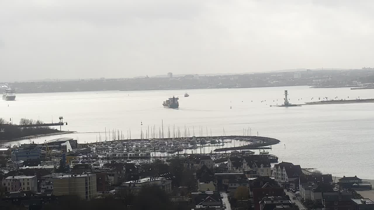 Archiv Foto Webcam Laboe: Blick auf das Museumsschiff