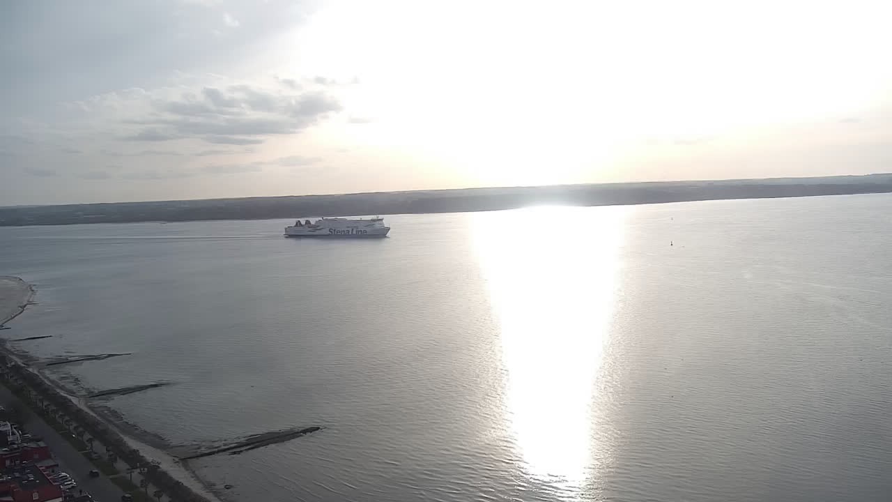 Archived image Webcam Laboe: View of the museum ship