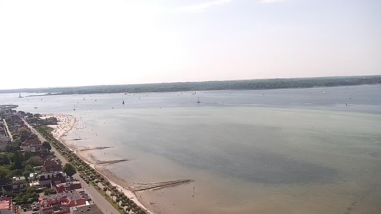 Archived image Webcam Laboe: View of the museum ship