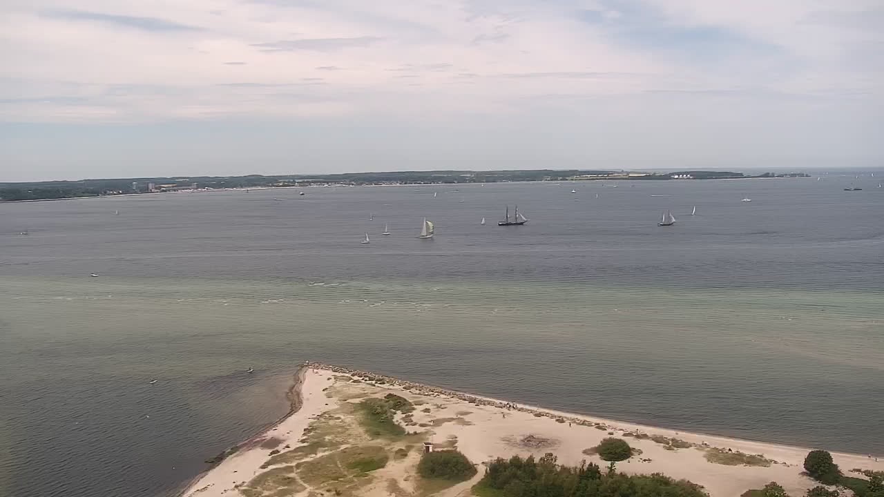 Archiv Foto Webcam Laboe: Blick auf das Museumsschiff