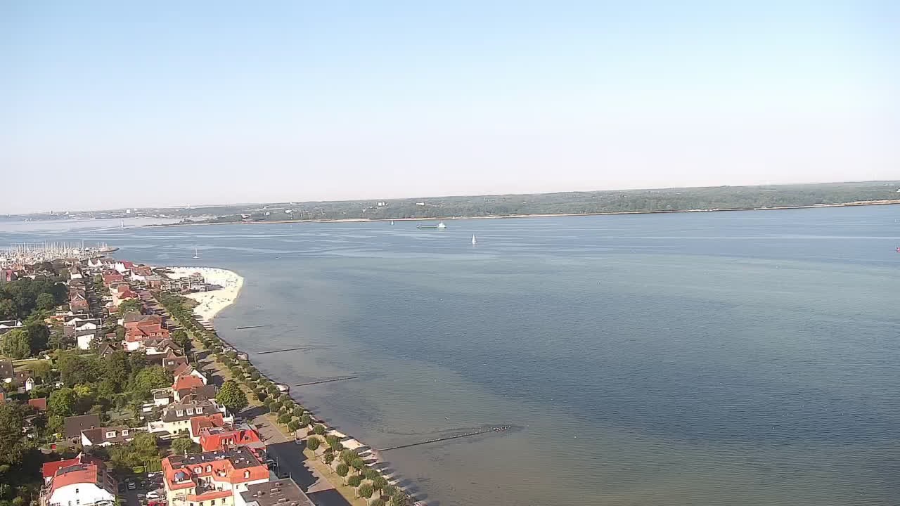 Archiv Foto Webcam Laboe: Blick auf das Museumsschiff