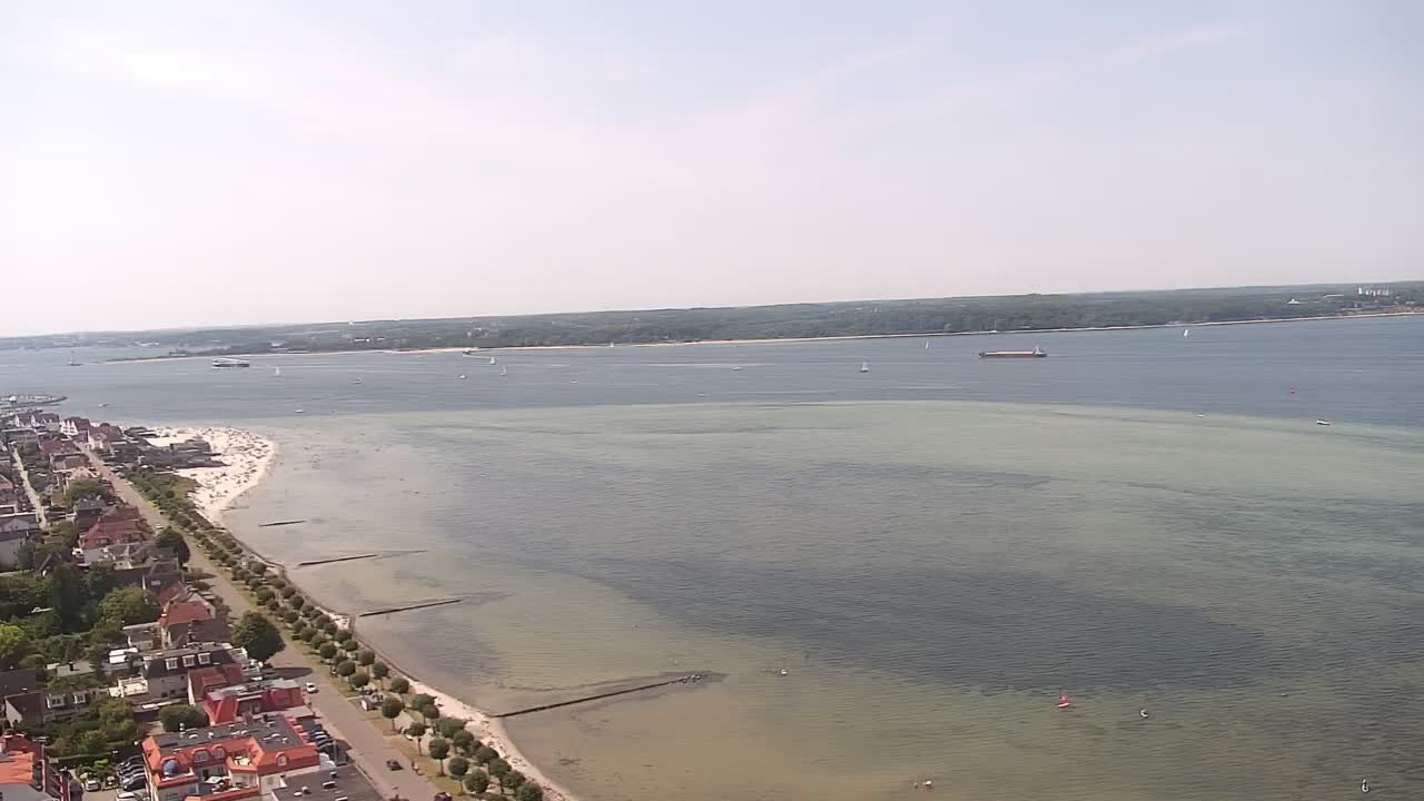 Archiv Foto Webcam Laboe: Blick auf das Museumsschiff