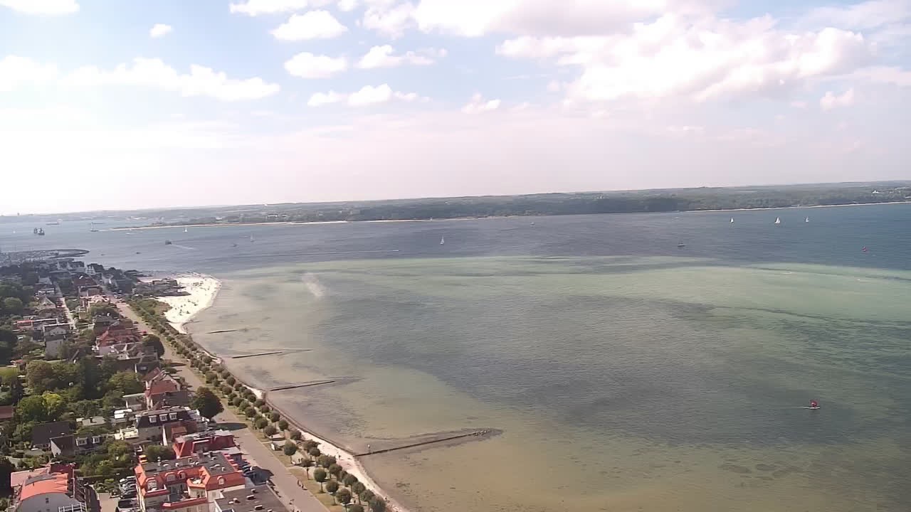 Archiv Foto Webcam Laboe: Blick auf das Museumsschiff