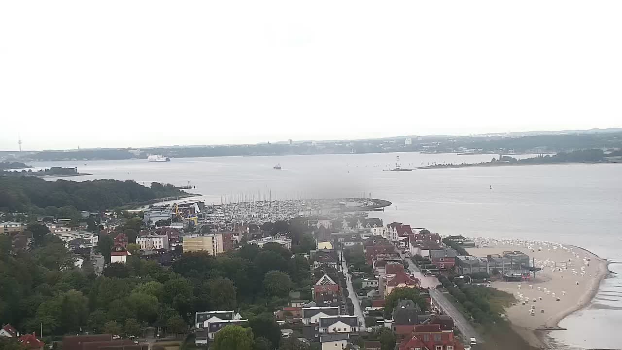 Archiv Foto Webcam Laboe: Blick auf das Museumsschiff