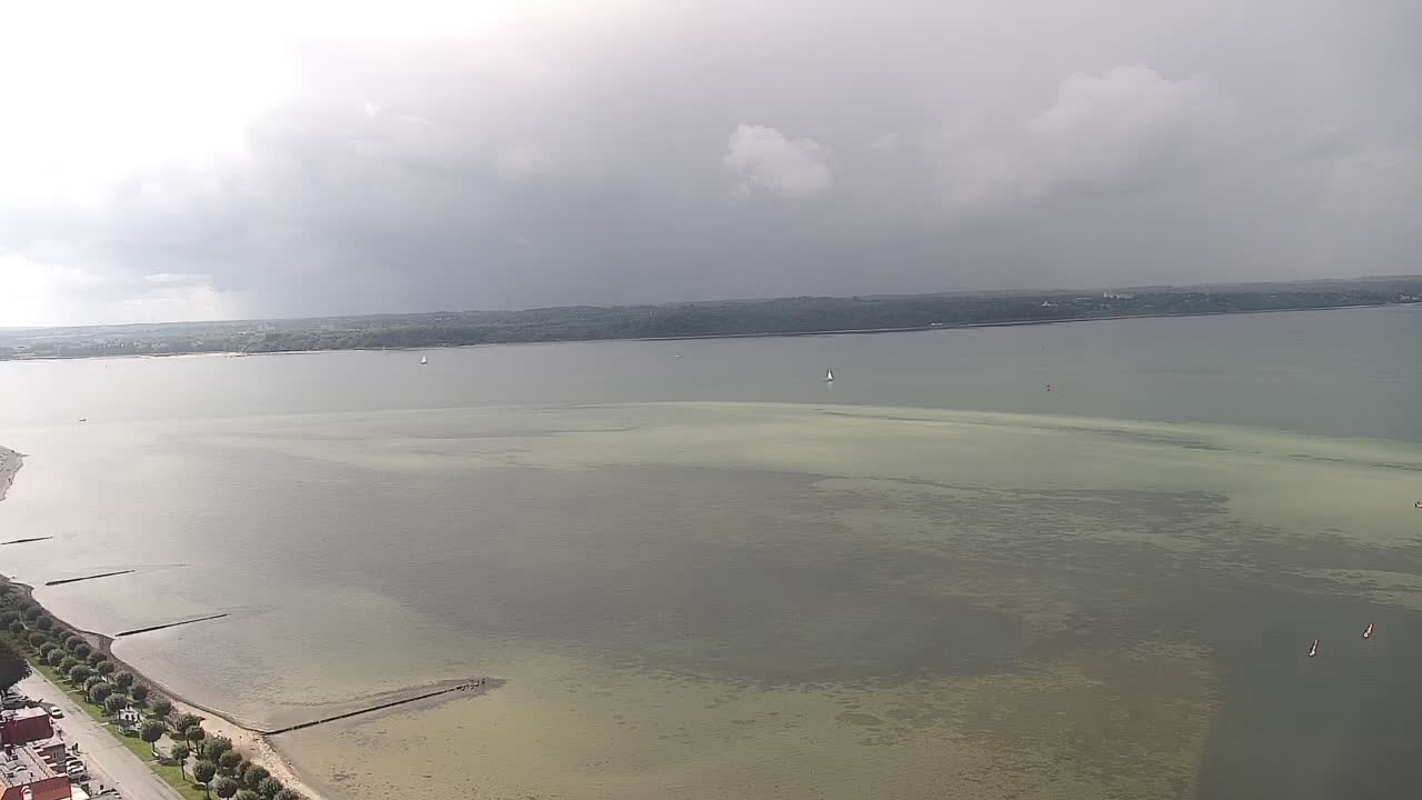 Archiv Foto Webcam Laboe: Blick auf das Museumsschiff
