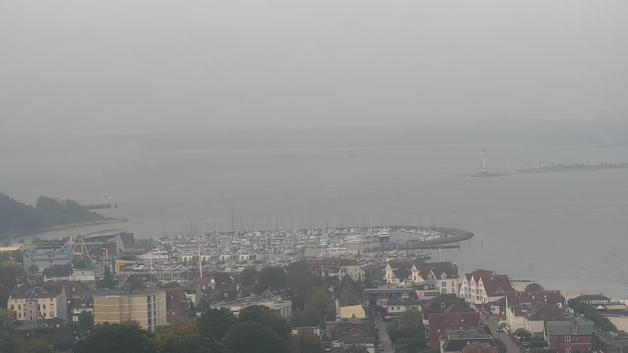 Archiv Foto Webcam Laboe: Blick auf das Museumsschiff