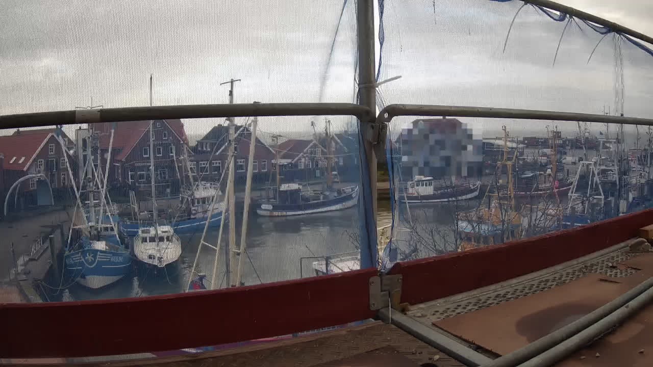 Archiv Foto Webcam Neuharlingersiel am Kutterhafens
