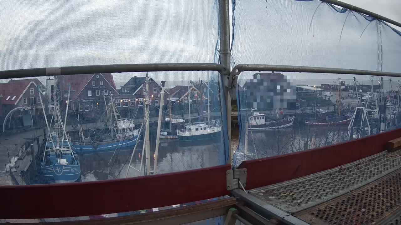 Archiv Foto Webcam Neuharlingersiel am Kutterhafens