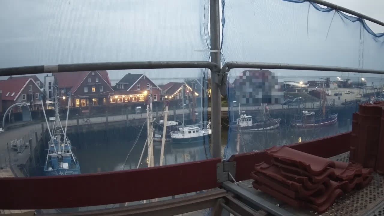 Archiv Foto Webcam Neuharlingersiel am Kutterhafens