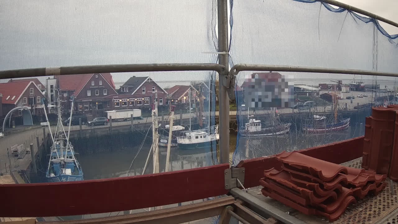 Archiv Foto Webcam Neuharlingersiel am Kutterhafens