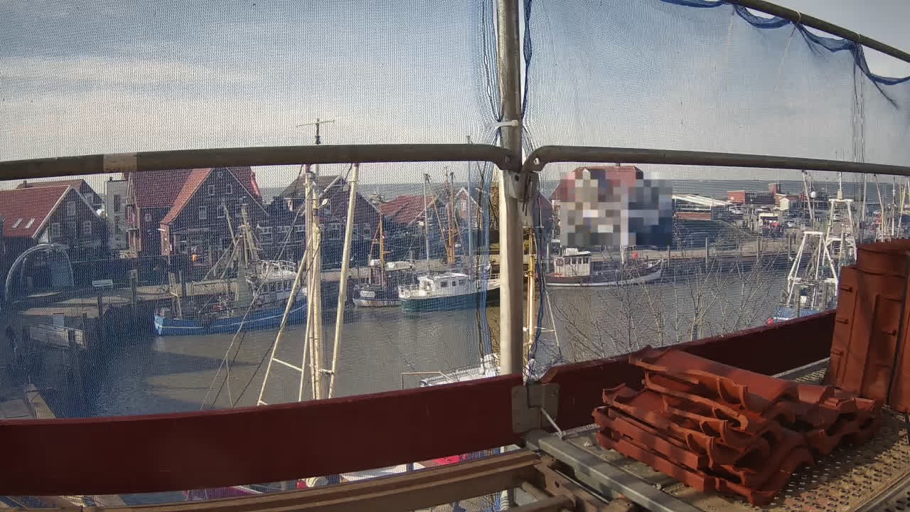 Archiv Foto Webcam Neuharlingersiel am Kutterhafens