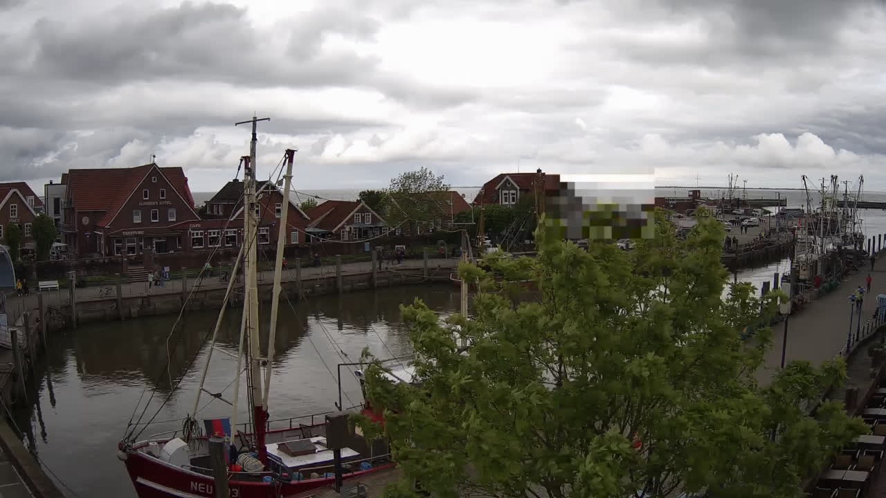 Archiv Foto Webcam Neuharlingersiel am Kutterhafens
