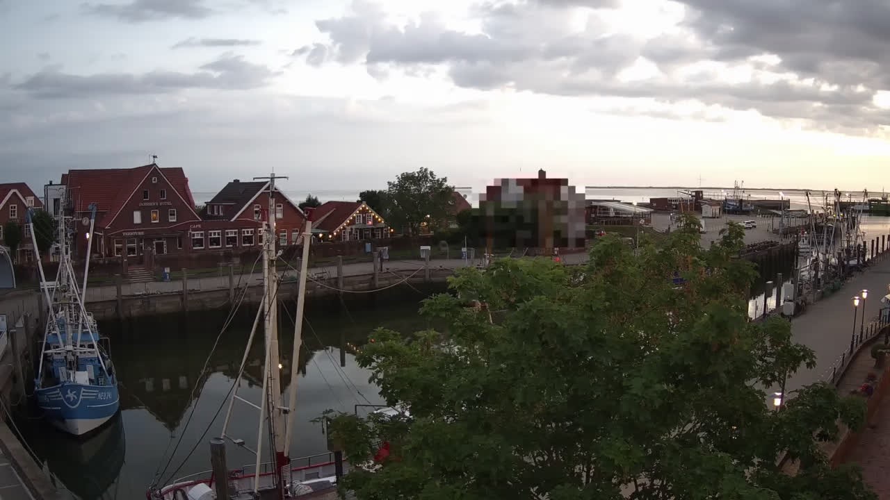 Archiv Foto Webcam Neuharlingersiel am Kutterhafens