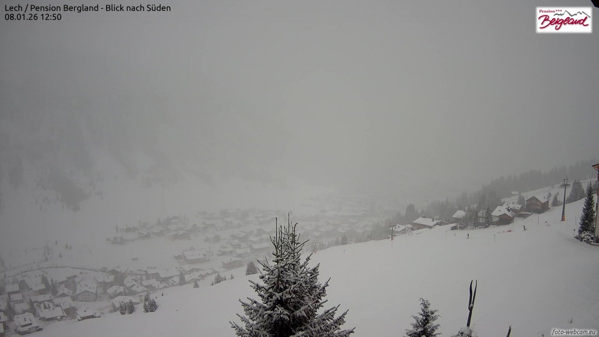Archived image Webcam Lech am Arlberg - Guesthouse Bergland