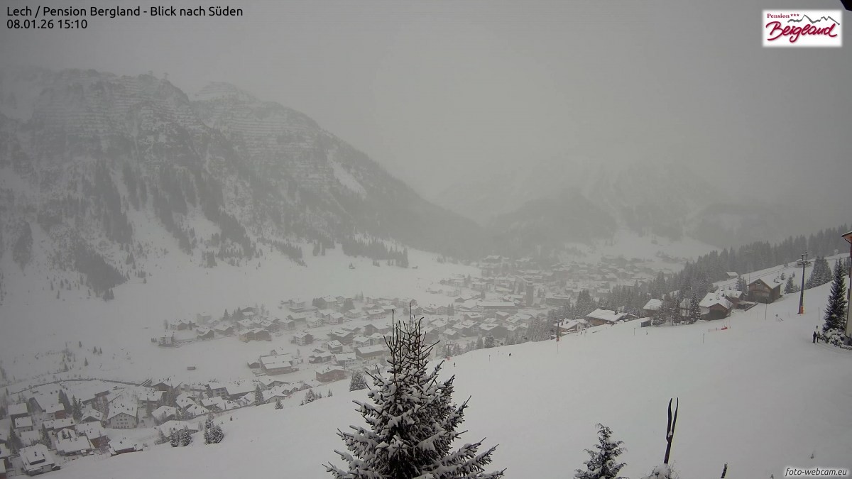 Archived image Webcam Lech am Arlberg - Guesthouse Bergland