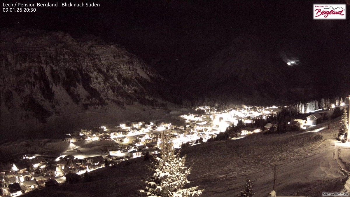 Archived image Webcam Lech am Arlberg - Guesthouse Bergland