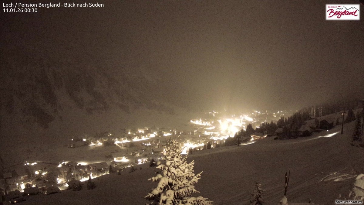Archived image Webcam Lech am Arlberg - Guesthouse Bergland