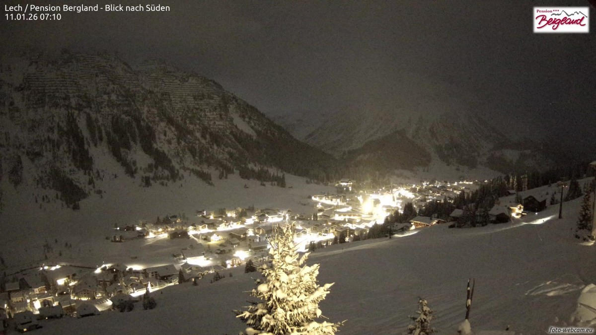 Archived image Webcam Lech am Arlberg - Guesthouse Bergland