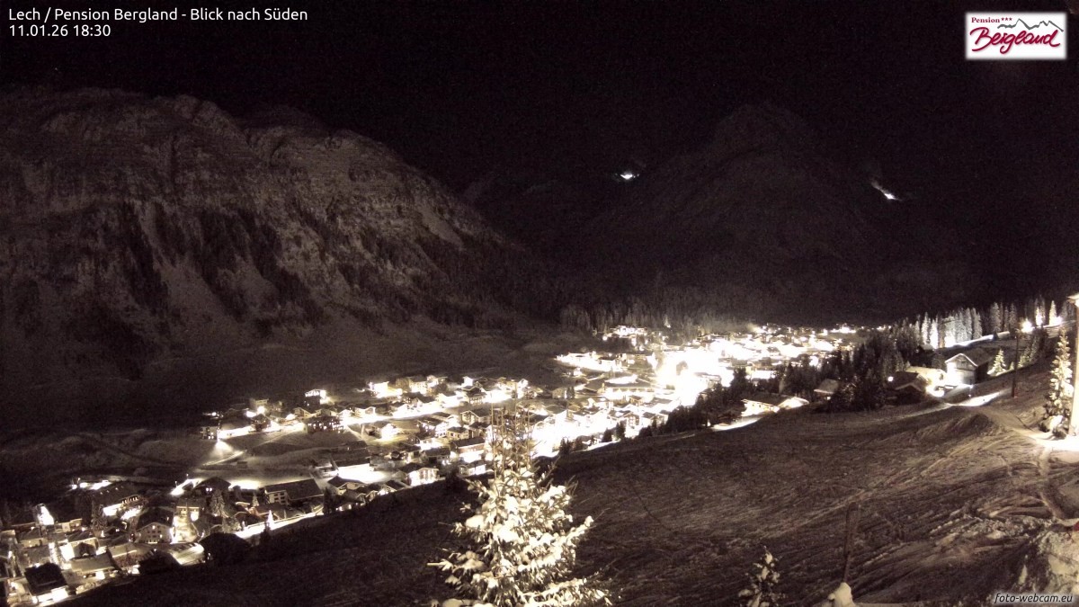 Archived image Webcam Lech am Arlberg - Guesthouse Bergland