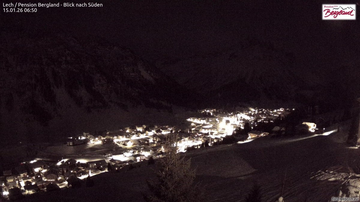 Archiv Foto Webcam Oberlech: Ausblick Pension Bergland