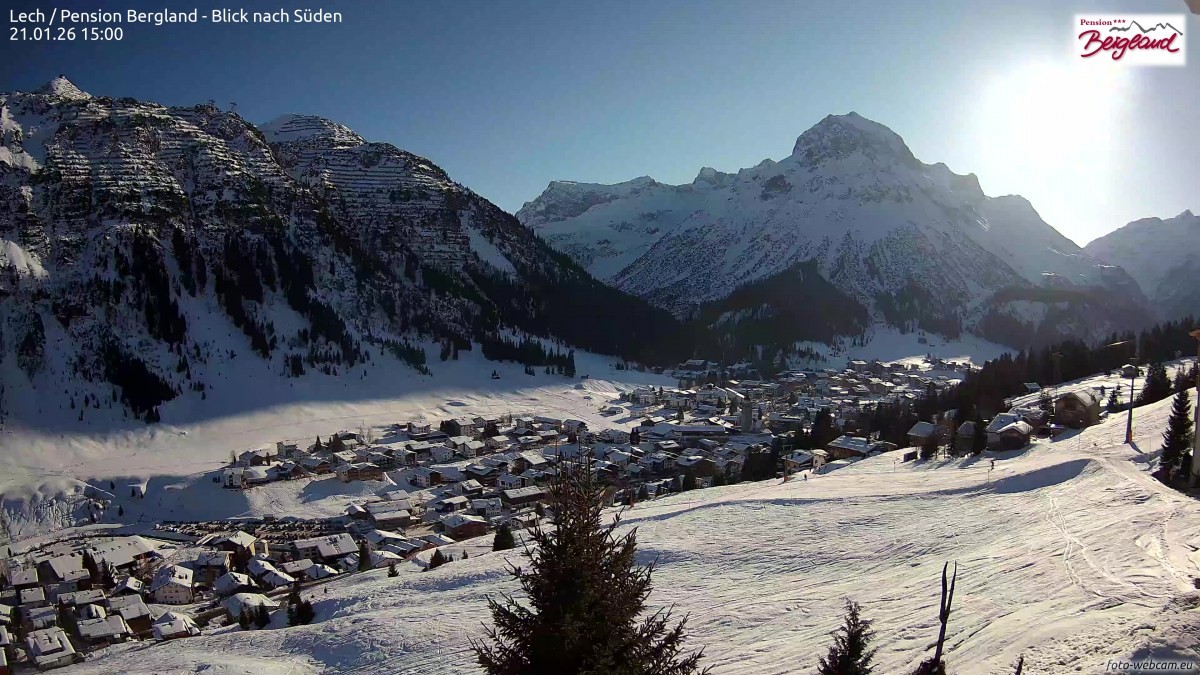 Archived image Webcam Lech am Arlberg - Guesthouse Bergland
