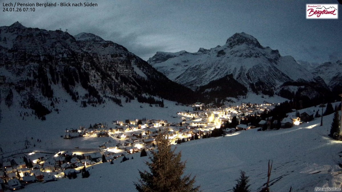 Archiv Foto Webcam Oberlech: Ausblick Pension Bergland